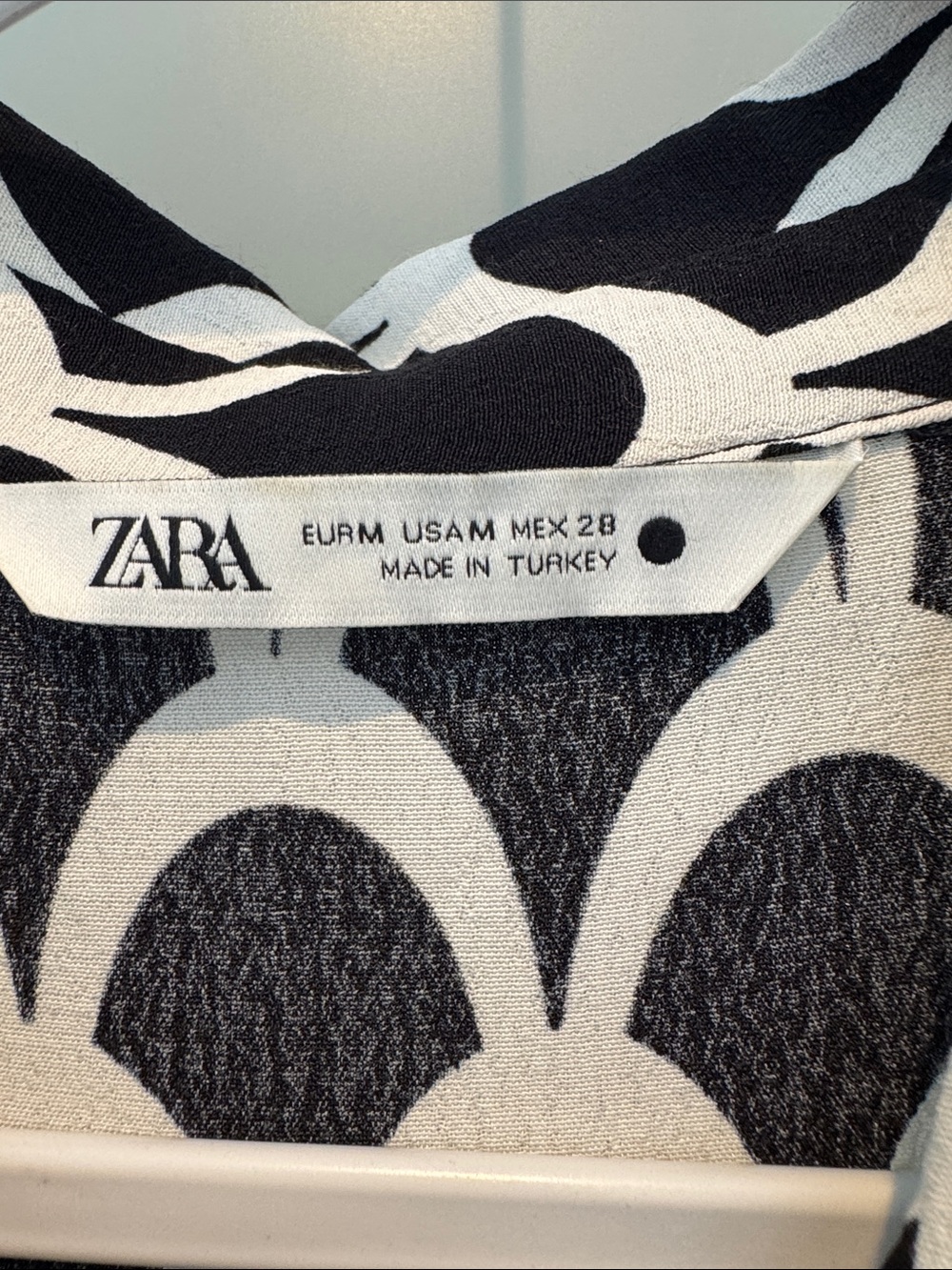 Zara Black and White Geometric Wrap Mini Dress - Picture 3 of 7